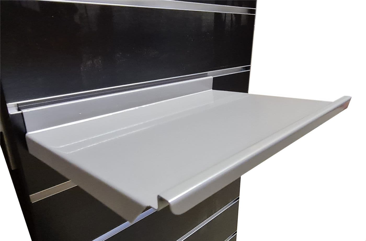 Plåthylla 280x200mm spårpanel – Varuexponering från Butiksprofil