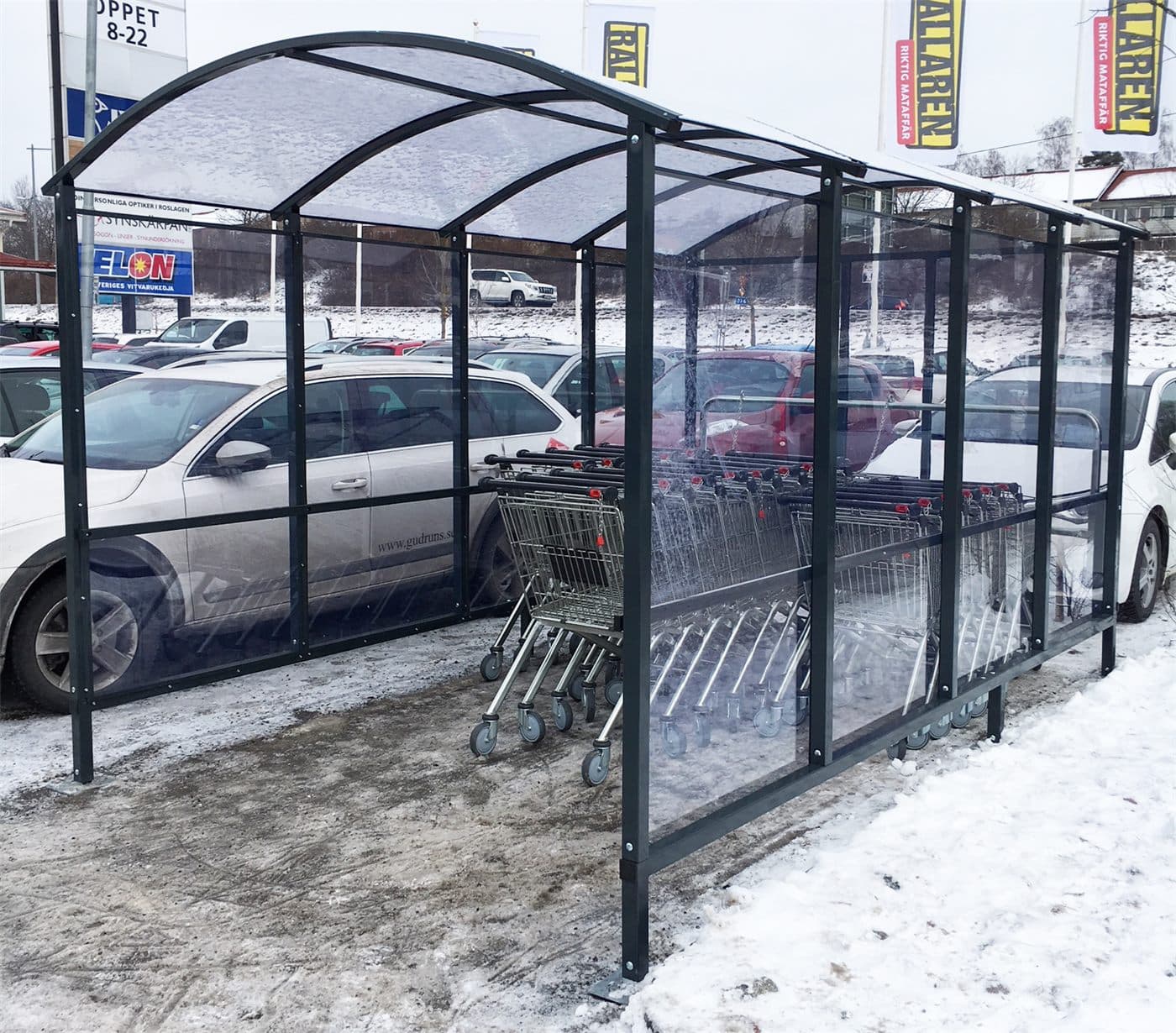 Kundvagnsgarage SAN-plast 4m, inkl. bakre vägg – Kundkorgar & vagnar från Butiksprofil