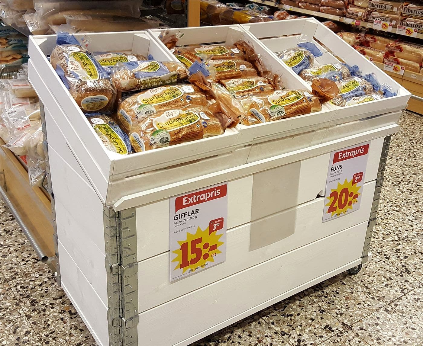 Lutad 60x120cm komplett, Färg – Varuexponering från Butiksprofil