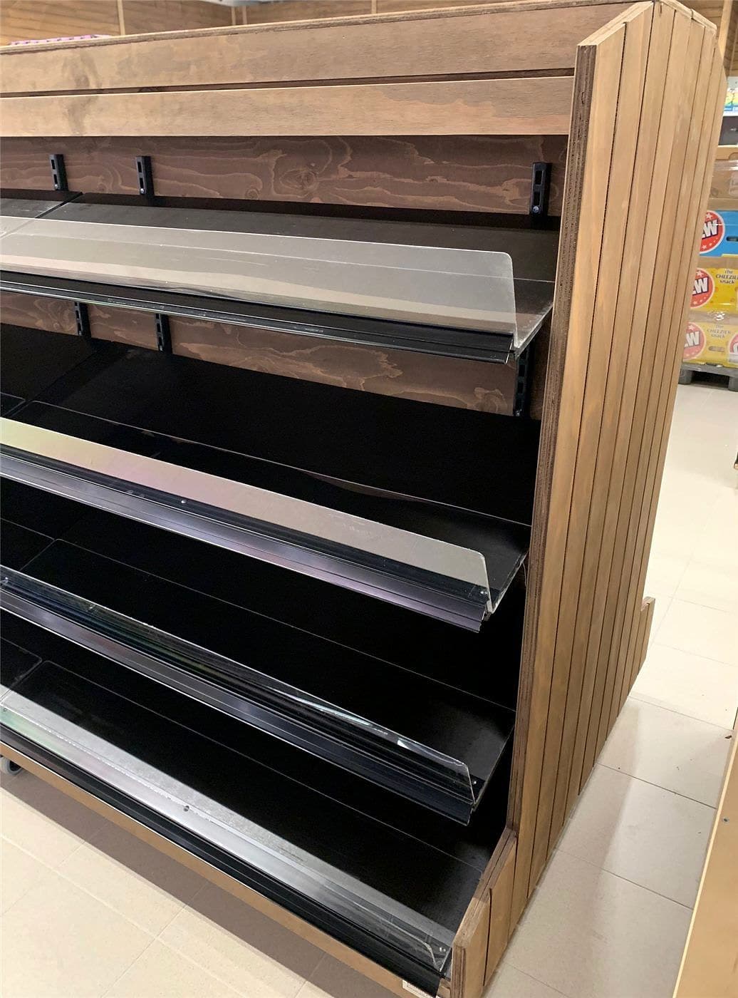 Brödexponering Panel golv, 90x160x60cm – Varuexponering från Butiksprofil