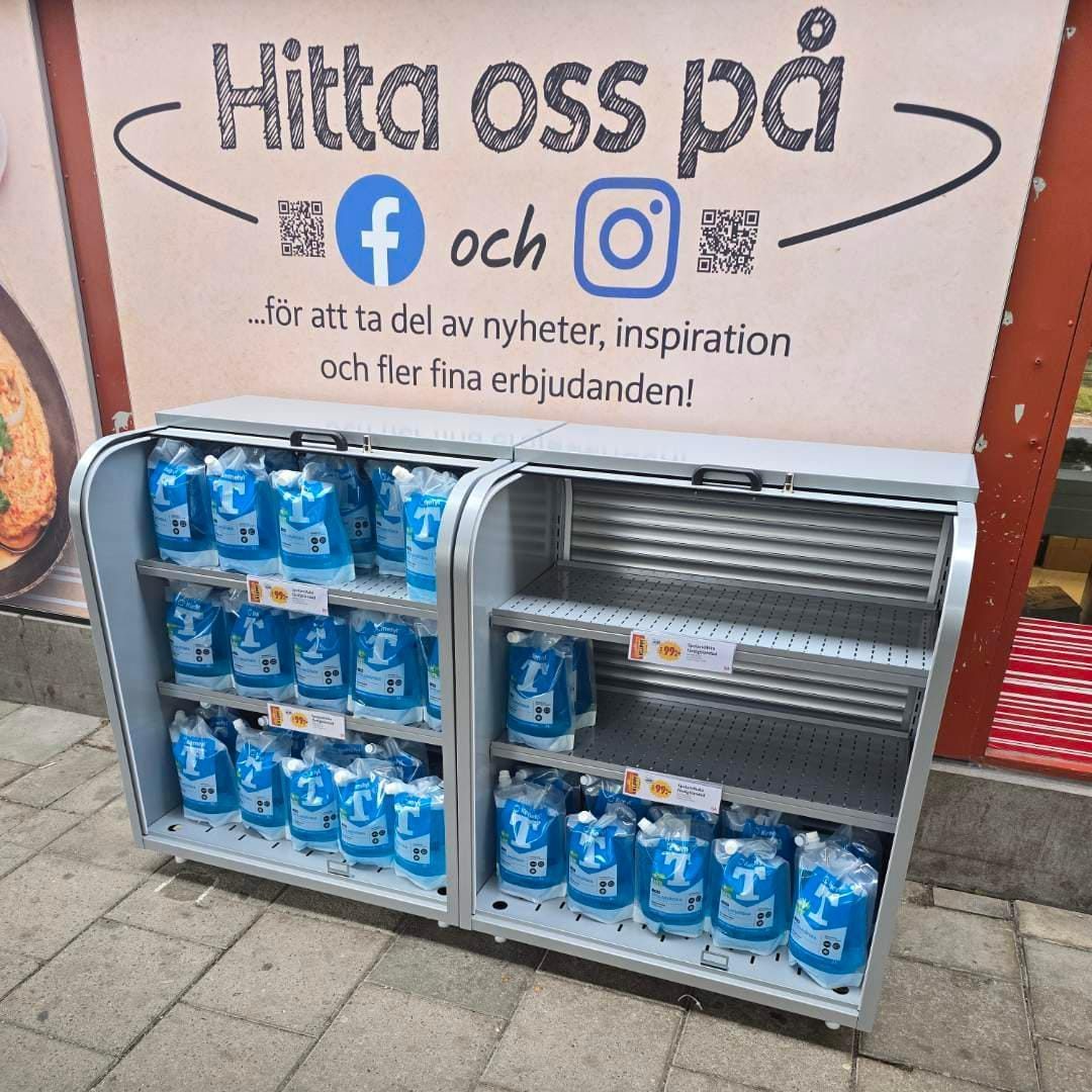 Utomhusgondol i metall för ved och spolarvätska
